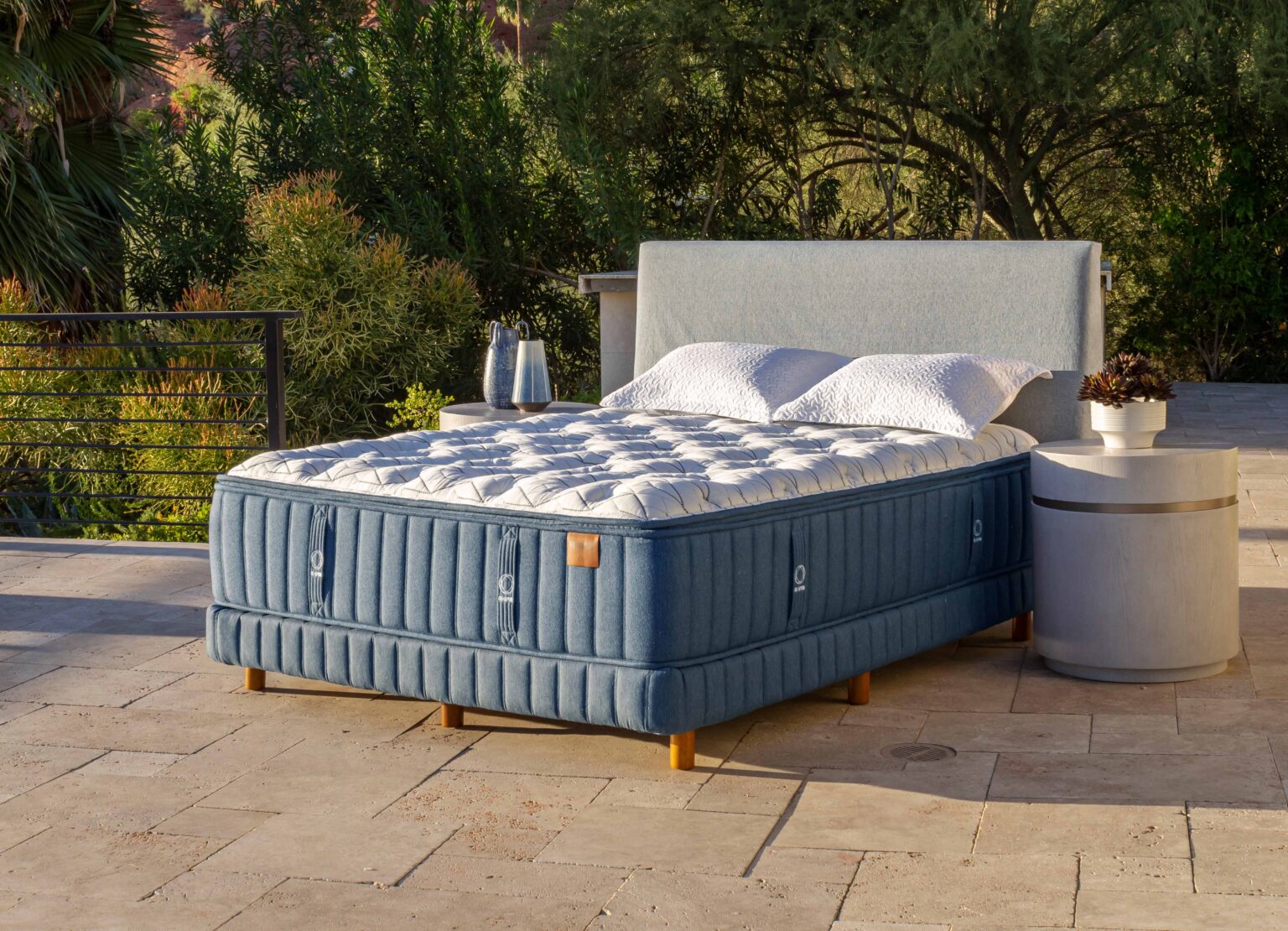 King Koil tecidos nobres memory foam molas ensacadas Turn-Free King Koil Colchão Espuma Alta Densidade 250kg 30cm conforto